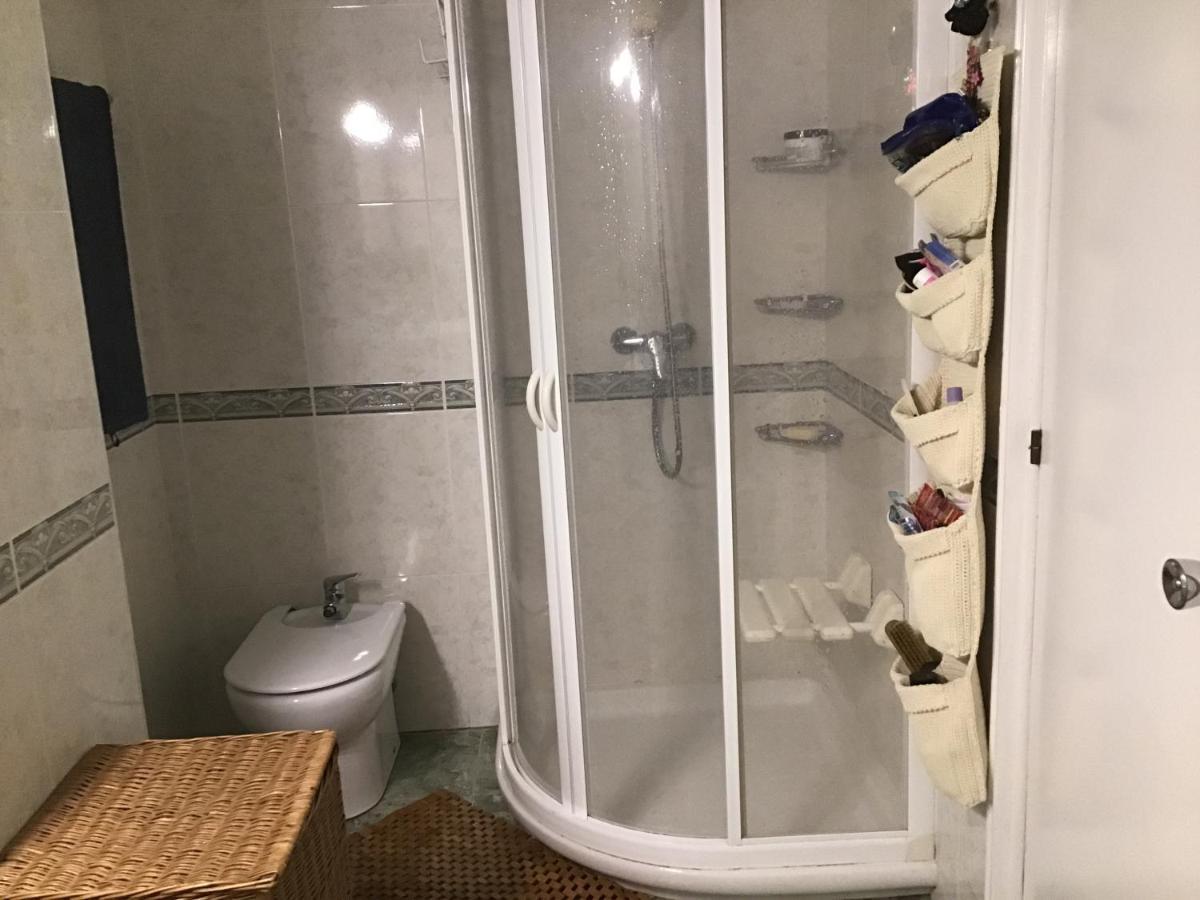 Superviews, Parking 24H Vigilado Incluido Y Netflix En Habitacion Independiente Con Bano Privado En Apartamento Particular, Francais&English ビルバオ エクステリア 写真